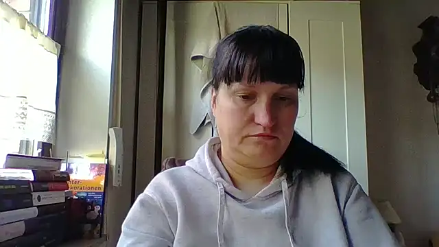 _squirty_cum_lady_'s cam snapshot