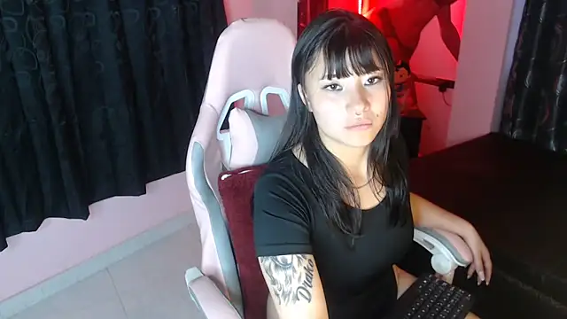 Zulema_R1's cam snapshot