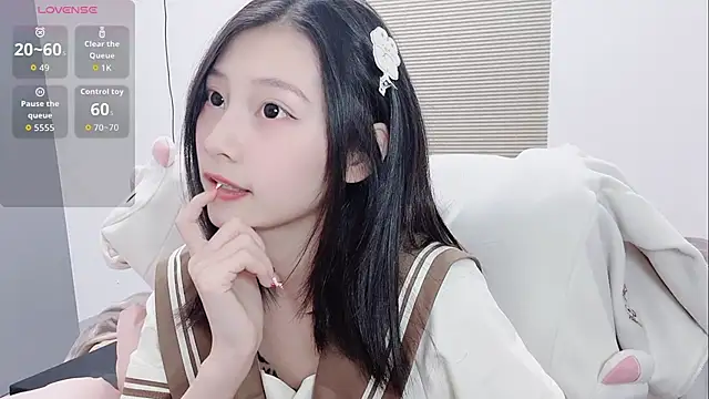 lris-Beauty live sex cam