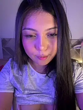 Maii_chan live sex cam