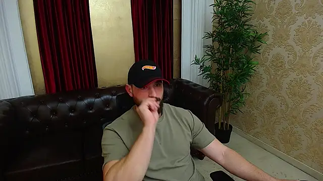 AdamJamesonn's cam snapshot