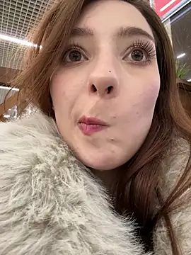 LilluKatten live sex cam