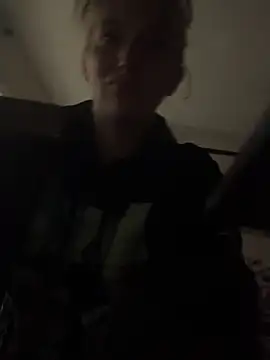 PhattPinxkTaco's cam snapshot