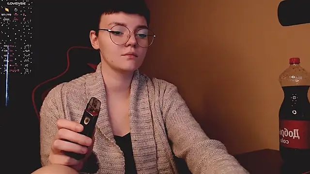 KrisNeal's cam snapshot