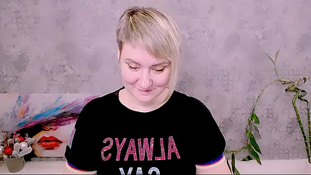 Djullia's cam snapshot