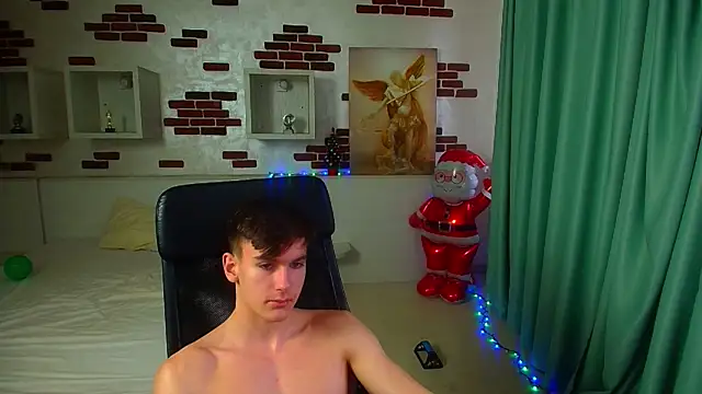 BradyFlint live sex cam