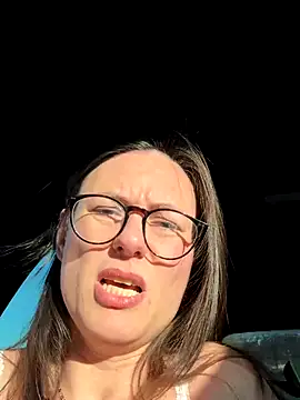 AvaFlowers6's cam snapshot