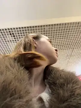 hani_obsessed's cam snapshot