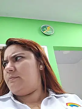 girl_redhead_bigtits's cam snapshot