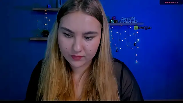 dina_bloom_'s cam snapshot