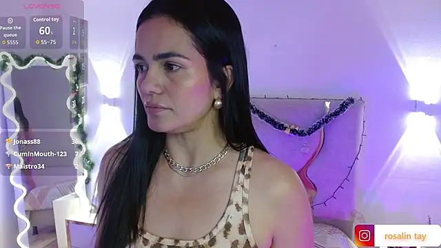 Rosalind_tay's cam snapshot