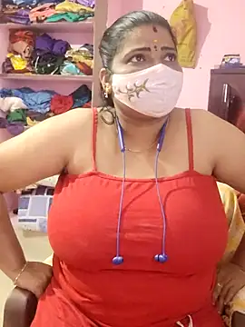 lathikaqueentamil's cam snapshot