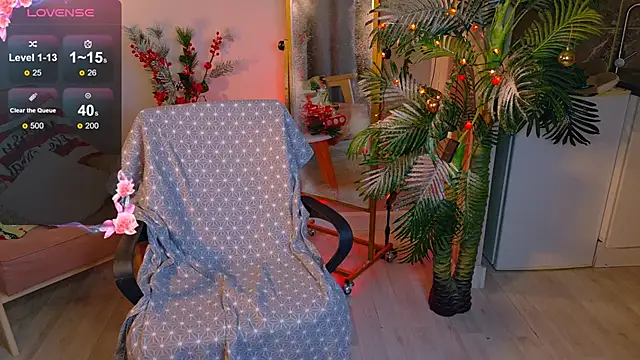 curly_jade's cam snapshot