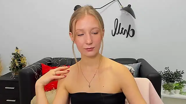 LolaWilsons's cam snapshot