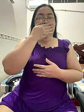 Alinat_'s cam snapshot