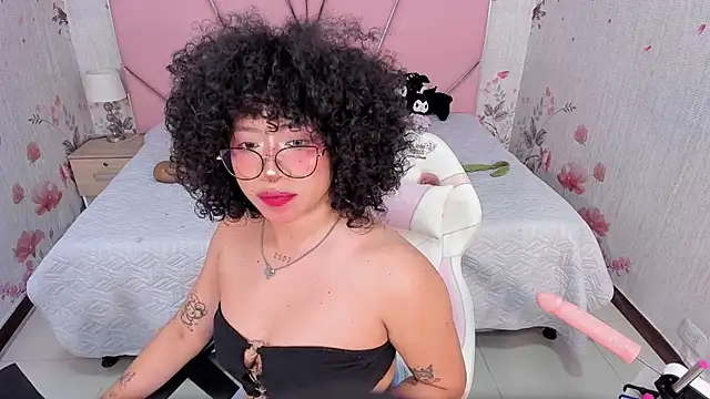 SafiroAgataaa's cam snapshot