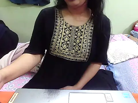 TwinRose2000 live sex cam