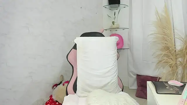 Leslie_browm's cam snapshot