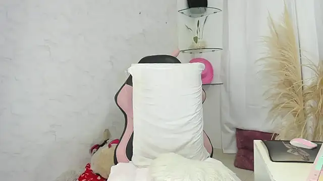 Leslie_browm's cam snapshot