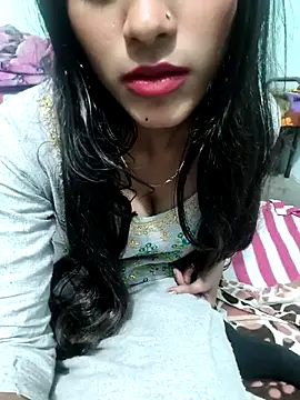 Yours-Zeenat live sex cam