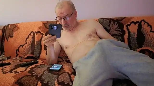 loverboyxxx69 live sex cam