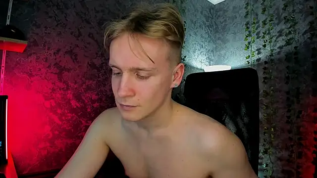 AlexxSweet live sex cam