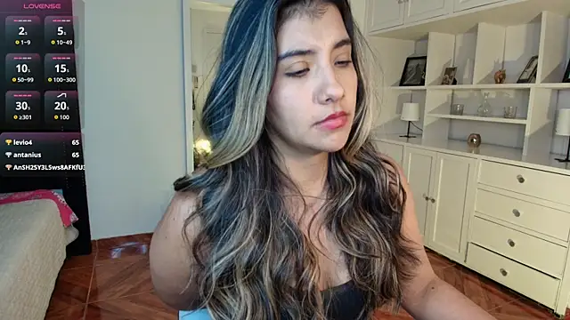 nina_moen's cam snapshot