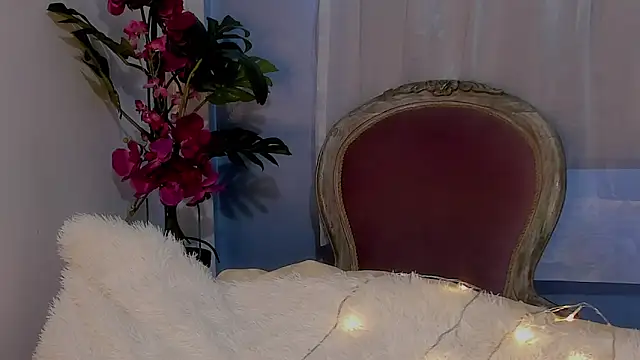 Katee_Crownn's cam snapshot