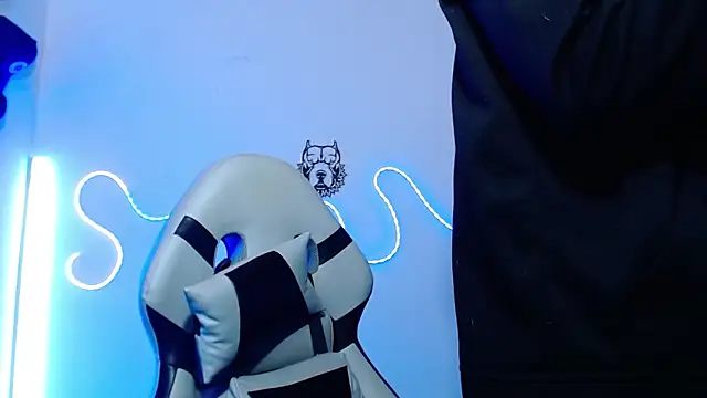 sebastian_horny live sex cam