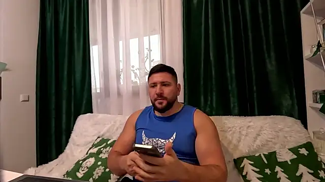 Gold_Alpha_Boy live sex cam