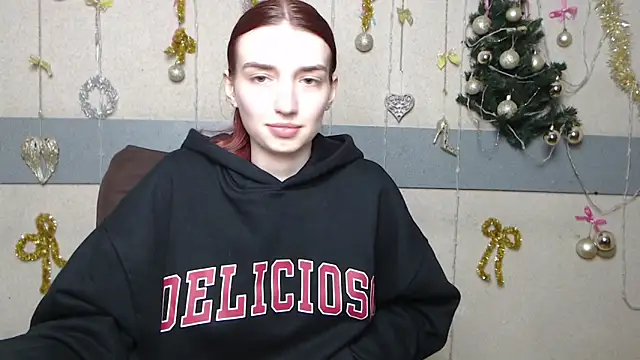 LisaDarcy's cam snapshot