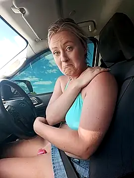 Vintasia's cam snapshot