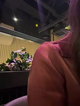 KristiRich's cam snapshot