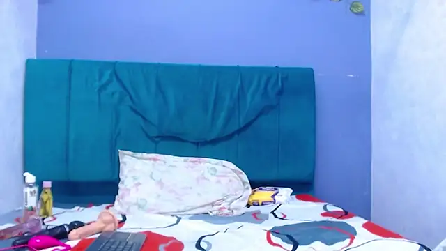 andrea_lopeez's cam snapshot