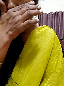 __cute__ammai__'s cam snapshot