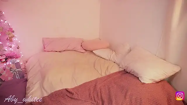 AbyWhitee's cam snapshot