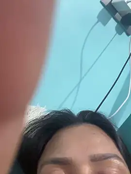 heenashai's cam snapshot