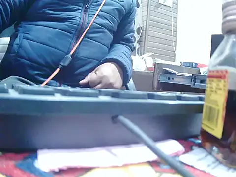 pussyrider1-4u's cam snapshot