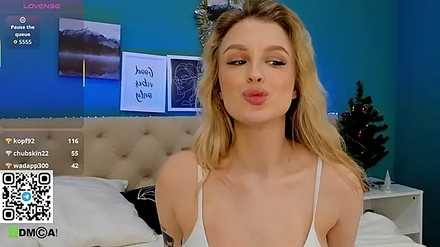 KiraRuiz's cam snapshot