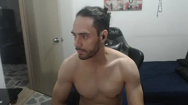 samuelgarcia_'s cam snapshot