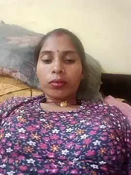 Veshali_Love143's cam snapshot