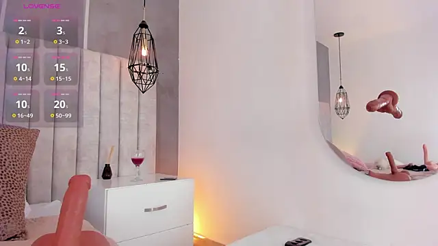 my_friends_mom live sex cam