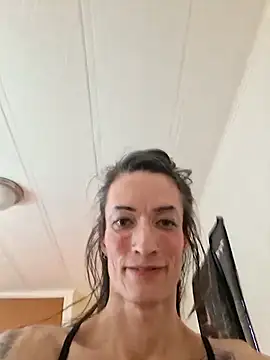 MaitressePomme3 live sex cam