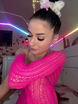 SelenaBee live sex cam