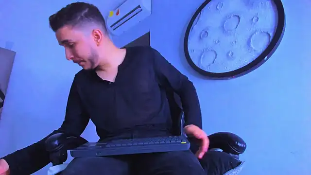 mike_257's cam snapshot