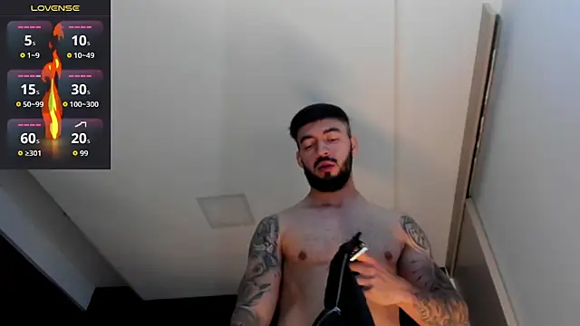 MarkWalker__'s cam snapshot