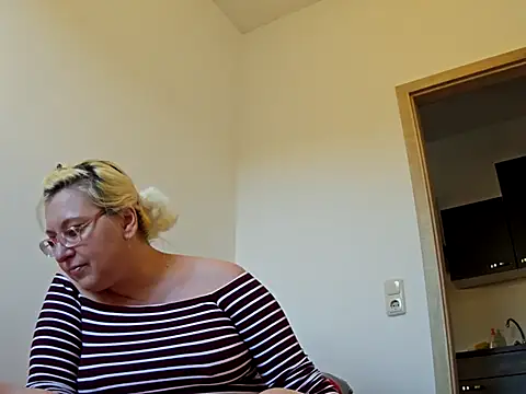 VikaKing's cam snapshot