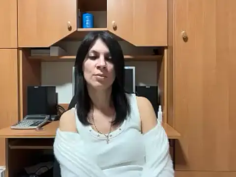 InjaAtHome's cam snapshot