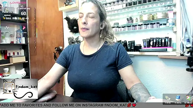 Katt-findom's cam snapshot