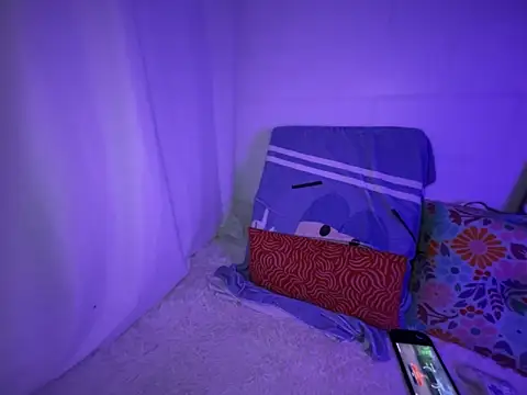 NaughtyFknVeteran live sex cam